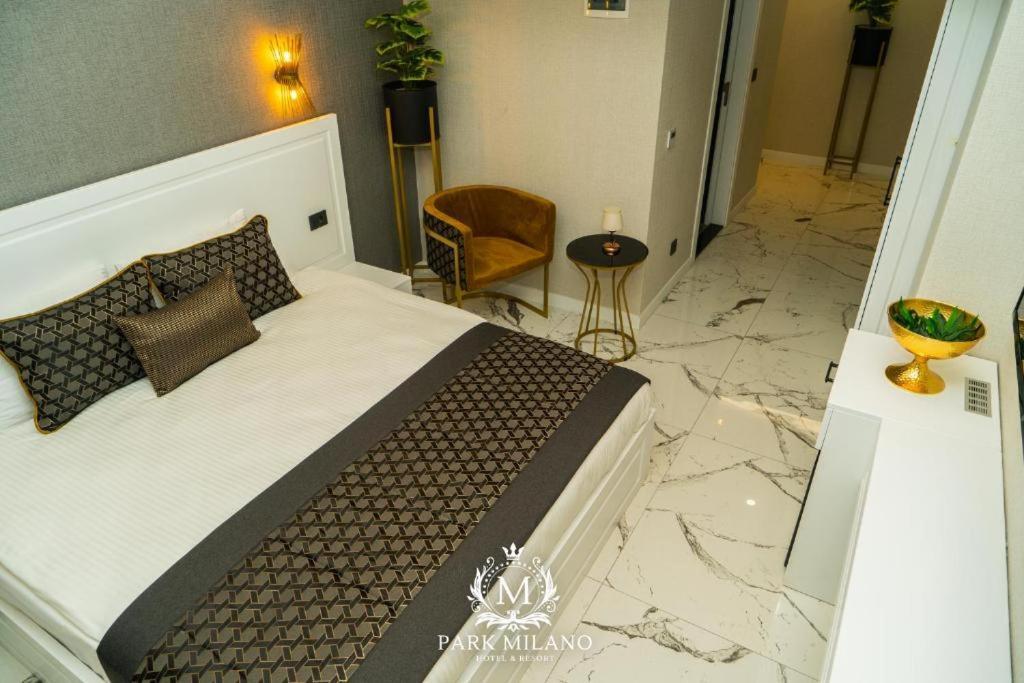 Park Milano Hotel Σμύρνη Εξωτερικό φωτογραφία
